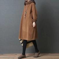 LYRIA Moteriška Rudens Žiemos Suknelė Nauja Retro Velvetinė Vestidos Pridėti Aksominė Aukštu Kaklu Suknelė Vidutinio Ilgio Laisvas Puloveris Megztinis Moteriškas XXXL geltona