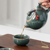 Ge kiln dense kiln kung fu tea set, one pot and four cups gift box, business souvenir for customers gray