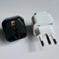 Brazilijos į Europos kelioninis adapterio kištukas su Šveicarijos ženklu – Brazilijos standarto keitiklio lizdas white