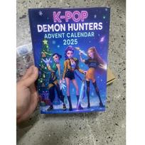 Dovanos Atvirkštinės atskaitos kalendoriai Kpop Demonų Medžiotojai Advento kalendorius Modelio lėlės žaislai Kolekcija Stalo dekoracija Vaikų Kalėdos blue