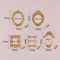 Vintage Mini Resin Picture Frames 5Pcs Baroque Design Small Photo Frames for Home Wall Wedding Xmas Ornament 5pcs sidabras