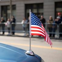 Siurbtuko automobilio vėliavos laikiklis Reguliuojamas kampas Transporto priemonės stiebo rinkinys Lengvas montavimas Patriotiniams Silver gray