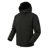 Odinės softshell striukės vyrams, neperpučiamos vėjo, neperšlampamos, vyriškos striukės, vyriški gobtuvu bomberiai XL juoda