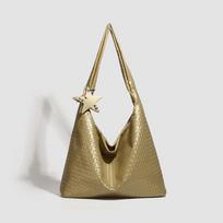 Lazy bag niche sewer bag woven capacity bag hand-designed new underarm 2025 large-capacity bucket holder