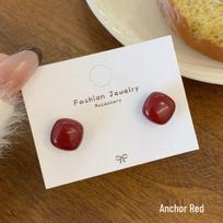 2025 Trendy Sugar Cube Pearl Earrings: Light Luxury & Exquisite Square Studs raudona