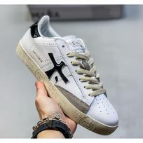 Retro kryžiaus rašto kasdieniai smėlio spalvos guminio paduko sportbačiai Size 43 white