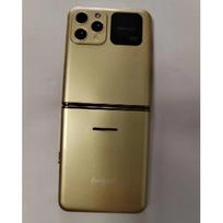 Naujas atlenkiamas mobilusis telefonas 4 SIM kortelės spartusis rinkimas stebuklingas balsas LED žibintuvėlis MP3 FM radijas 2,4  HD ekranas 2G GSM atrakintas mobilusis telefonas auksas