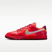 Nike Dunk Low Gore-Tex Crimson 42.5 red