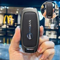 Keychain Protect For Nissan X-TRAIL SYLPHY Altima Qashqai Pathfinder Kicks Ariya 2022-2026 Car Key Cover Case gray