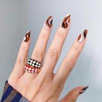 French Manicure Line Art Press-On Nails - Dark Current Style Wearable Nail Stickers beige