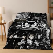 Madingas roko muzikos Tokio Hotel Bill Tom Kaulitz meno flanelės pledas, jaukus minkštas užklotas namams, miegamajam, lovai, sofai, dovanai 75x90cm gray