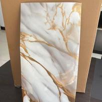 Vandeniui atspari lipni plytelių lipdukas su marmuro imitacija virtuvei ir vonios kambariui 30cm x 60cm beige