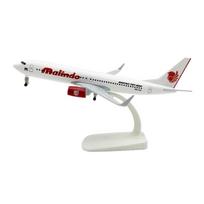 1/400 Diecast Airplane Toys B737-800 Malindo Replica Plane Model 20CM Metal Collection Aircraft Aviation Gift raudona/balta