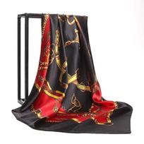 90 * 90 cm Kvadratinė šilko skara Moteriškos skaros Kaklo skara dizainerio spauda Šifonas Hijab Šalikas Foulard Lady Neck Šalikai Minkšti Big Bandana black