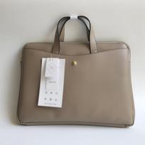 Lightweight messenger bag, laptop bag, business travel bag, diagonal back solid color women's bag smėlis
