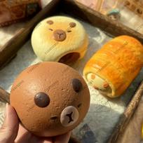 Capybara Pattern Bakery Slow Rising Squishy Toy Cute Pastry Fidget Toys for Kids and Adults ASMR Sensory Toy Stress Relief Gifts beige