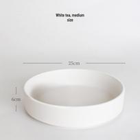Round Ceramic Ikebana Flower Arranging Plate with Kenzan white