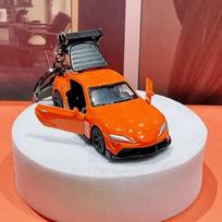 Juokingas automobilio raktų pakabukas Sportinio automobilio raktų pakabukas Priedai Roadsterio raktų pakabukas Lydinio medžiaga Kūrybiški papuošalai Animacinis kuprinės pakabukas oranžinė