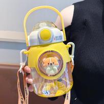Mielos vaikiškos vandens gertuvės su šiaudeliu mergaitėms, vaikams, 820 ml didelės talpos, Kawaii animacinių filmukų, studentams, mokyklai, kelionėms, vandens puodelis 820ml geltona