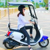 Visų oro sąlygų elektrinės transporto priemonės stogelis: Saulės, lietaus ir vėjo apsauga motociklams ir elektriniams paspirtukams Without Rearview Mirrors