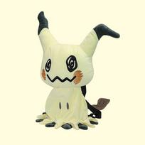 Helovinui skirtas Mimikyu pliušinių žaislų rinkinys – didelės ir mažos pliušinės lėlės su kuprine, šiurpi kolekcinė dovana vaikams apie Pokémoną beige