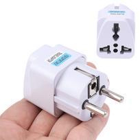 Daugiafunkcis universalus Au Uk Us To Eu Elektros lizdas Tipas E/F Prancūzija Ispanija Plug Travel Adapter Kintamosios srovės lizdas Kr kištuko adapteris onesize white