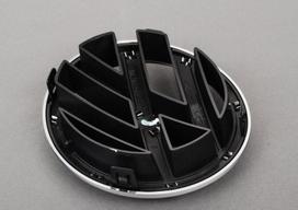 VW Passat 2012-15 Tiguan 2012-17 Tiguan priekinių grotelių emblema originali 561853600ULM
