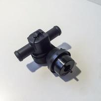 VW Audi Skoda aušinimo skysčio šildytuvo reguliavimo vožtuvas originalus 1J0819809