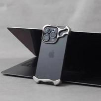 Titano Metalinis Telefono Dangtelis IPhone 16 15 14 13 Pro Max Kameros Plėvelė Aliuminio Lydinio Kampinis Bamperis Atsparus Smūgiams Be Rėmelio Dangtelis For iPhone 13 Pro pilka
