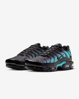 DM0032-016 Nike Air Max Plus Black Aurora Green (Men's) 10.5 black