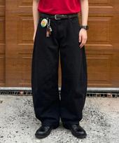 LEIRE Everyday Curved Denim Pants [Black] Black/Xl