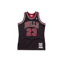 Mitchell & Ness Chicago Bulls 1995-96 Michael Jordan Authentic Jersey Black Men Streetwear AJY4LG19002-CBUBLCK95MJO M black