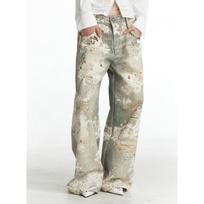 Unisex Distressed Oversized Streetwear Denim Jeans With Bold Print Mid-Rise Loose Fit Cotton Blend 2025 Winter Collection Medium