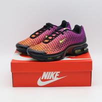 HQ2197-800 Nike Air Max Plus 7 Total Orange Volt (Men's) 10 black