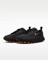 HQ4310-001 Nike Mind 002 Black/Hyper Crimson (Women's) 7.5 black