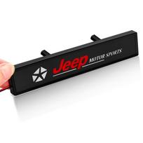 Automobilio dekoratyvinis žibintas LED priekinės grotelių emblema Ženklelis Dekoracija Jeep Wrangler Grand Cherokee Renegade Padangos Ventilio Dangteliai juoda