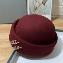 New pure wool flash diamond styling beret women's autumn and winter Internet celebrity hat British fashion outdoor thickened shopping hat tide M（56-58cm） brown