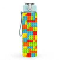 1 vnt. Daugiaspalvis Tetrio blokelių tinklelis 750 ml Spalvotas plastiko vandens buteliukas Neištekantis dangtelis su atverčiamu šiaudeliu Sportui, biurui, namams Pack of 1 tamsiai mėlyna spalva