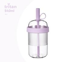 Kavos puodeliai su dangteliais Daugkartiniai 18oz Didelės talpos Tritano medžiaga Pieno arbatos sulčių šaltų gėrimų puodelis su šiaudeliu Unisex kavos puodelis white
