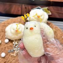 Simulation Yellow Chick Squishy Toy Food Grade Silicone Soft Handmade Water Sense Stress Relief Toy For Kids Adults beige