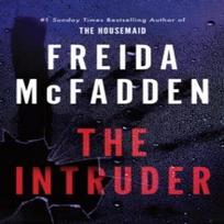 The Intruder by Freida McFadden Paperback Book 9781464228612