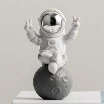Cute Outer Space Astronaut Figurine, Action Figure Toys Statue For Showpiece sidabras/balta