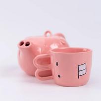Creative Pig Ceramic Teapot with Funny Water Flow Spout, Large Capacity Milk Coffee Pot & Mug Set, Housewarming Gag Gift Idea brown