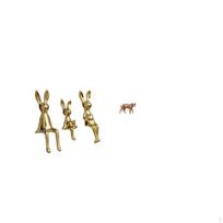 Žalvarinė triušių šeimos skulptūra Kūrybinga figūrėlė Kolekcionuojamas Feng Shui ornamentas stalui beige