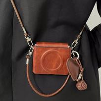 Vintage Business PU Leather Texture Magnetic Snap-on Case Pura X Max Foldable Phone With Hand Strap MOTO Razr 50/60 brown