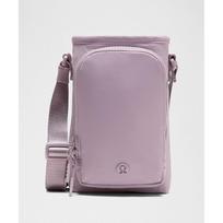 Lululemon vandens buteliuko krepšys per petį su priekine kišenėle 2L Lotu Lotus Lavender/One Size gray