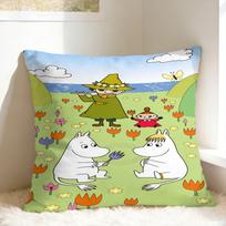 Cute M-Moomins Pillow Case Graphic Pillow Cover Retro Trendy Cushion Cover For Sofa Bedroom Home Decor Peach skin 18*18(CM)-1Pcs beige