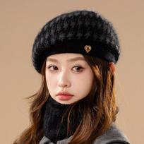 Women's Fall and Winter Padded Warm Beret + Scarf Two-piece Set juoda