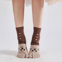 Mielas animacinio katino raštas Dvi pirštų kojinės Unisex Japonijos Kimono Šlepetės Sandalai Su padalintu pirštu Kojinės Moterys Vyrai Tabi Kojinės Harajuku one size kava