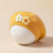Soft Warm Knitted Beret Hat Cute Flower Warm Hat Comfortable Toddler Beanies Cap  for Toddlers geltona